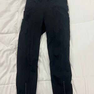 Lululemon cropped black leggings